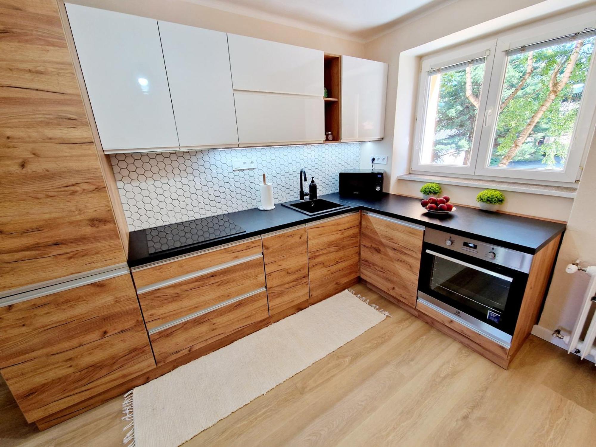 City Center Apartment - Self Check-In สปิชสกา โนวา เวส ภายนอก รูปภาพ